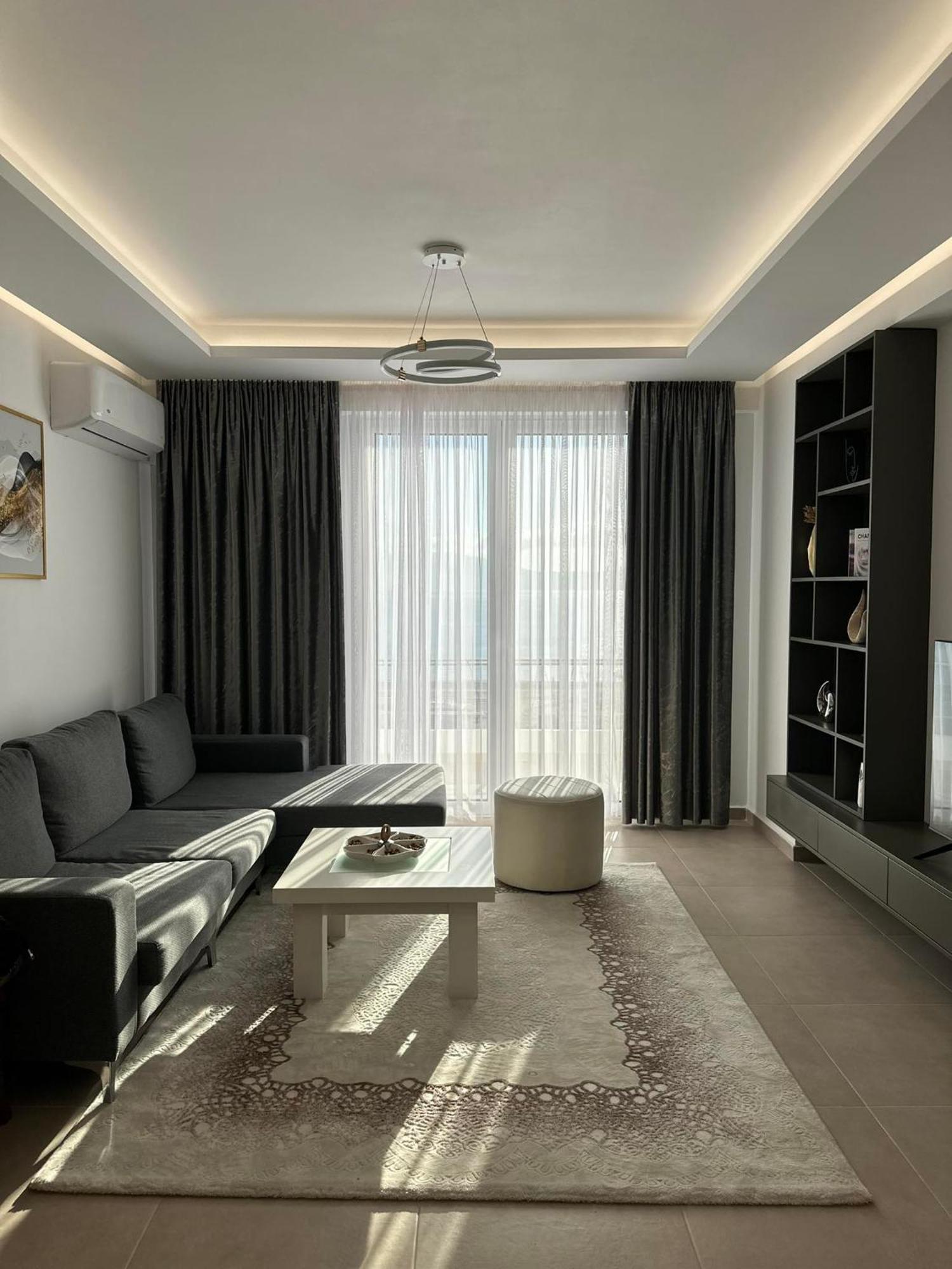 Sea View Apartment Luxury Vlorë Extérieur photo
