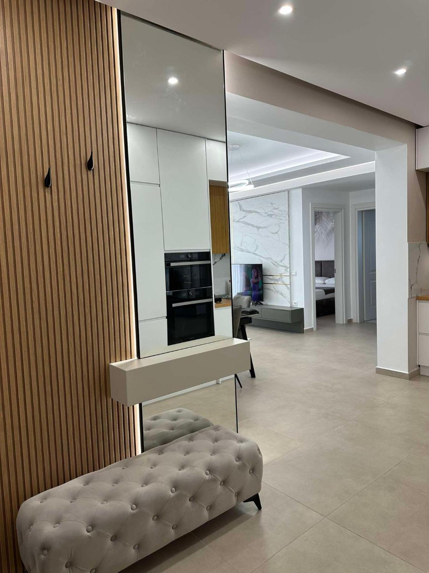 Sea View Apartment Luxury Vlorë Extérieur photo